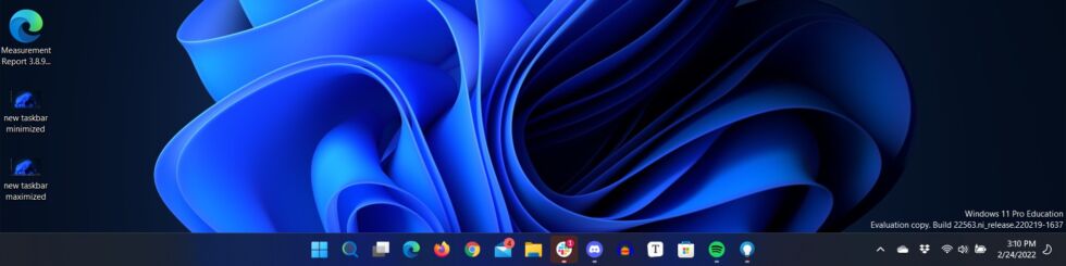 The regular Windows 11 taskbar.