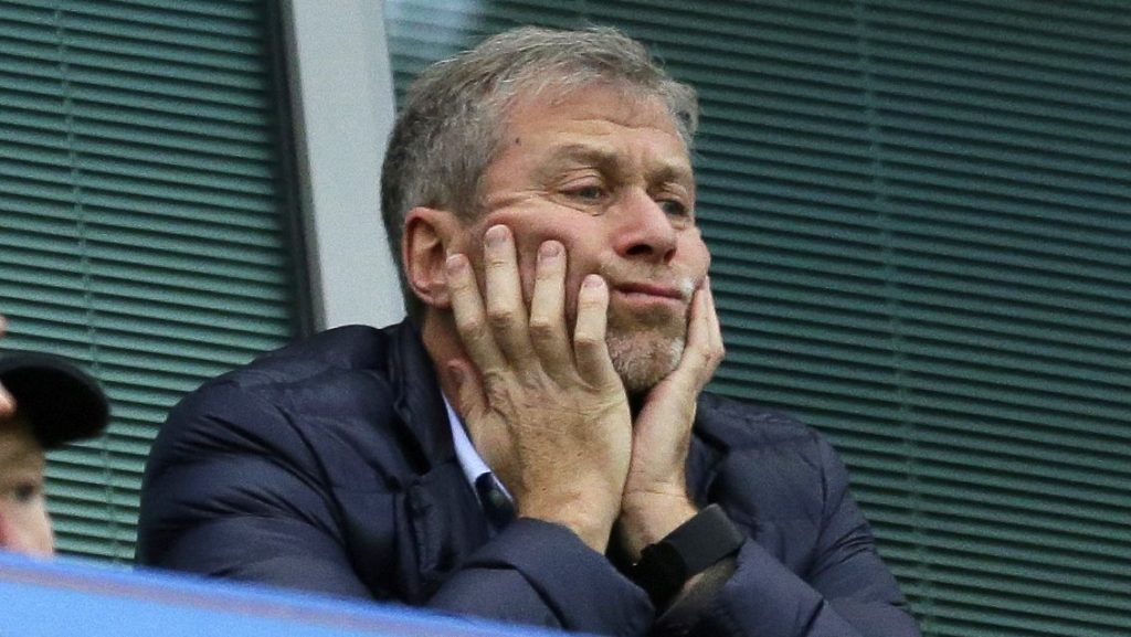Russian billionaire Roman Abramovich relinquishes control of Chelsea Football Club - Deadline