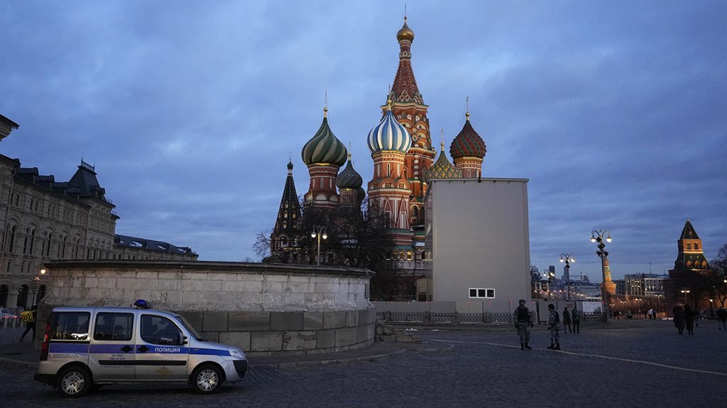 What it looks like inside Moscow amid the Ukraine war: Reporter's Notebook