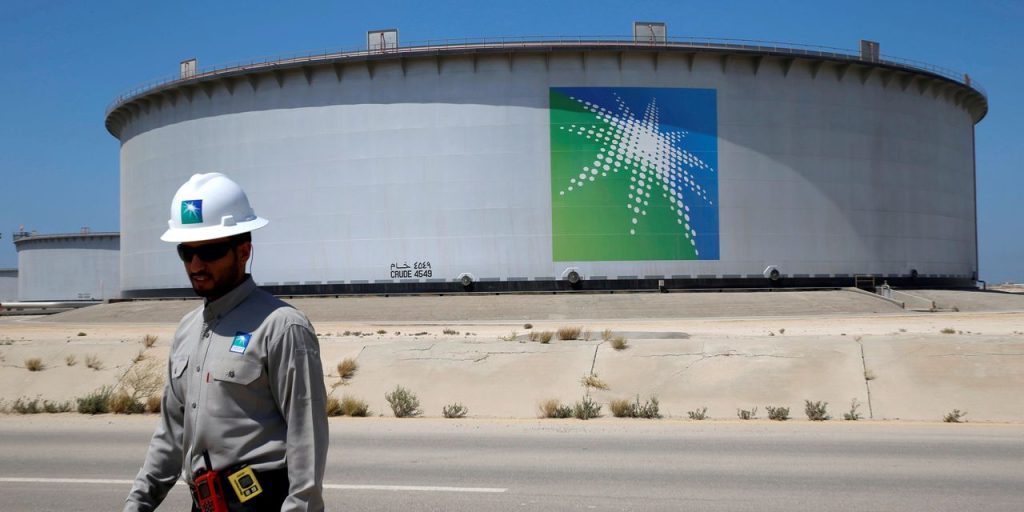 Saudi Arabia considers accepting yuan instead of dollars in Chinese oil sales