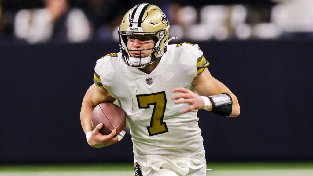 New Orleans Saints plan to use the multi-use Taysom Hill primarily as a narrow end