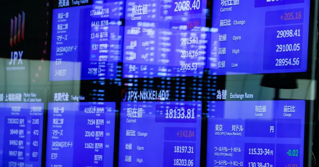 Stocks fall, oil rebounds as peace talks stall