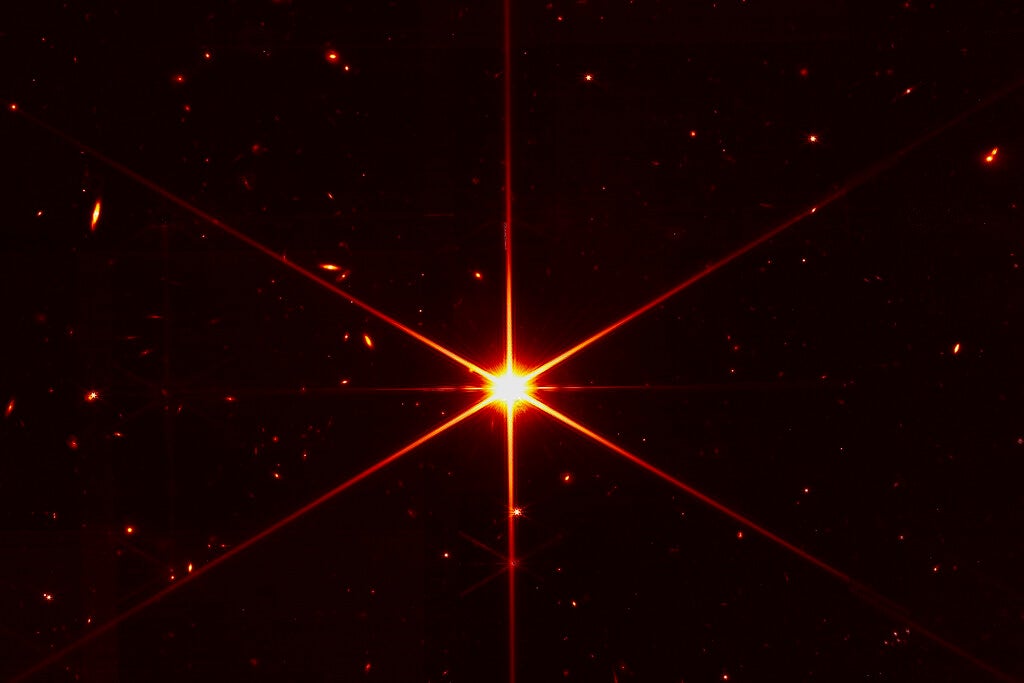 The James Webb Telescope sends out a new image of the star