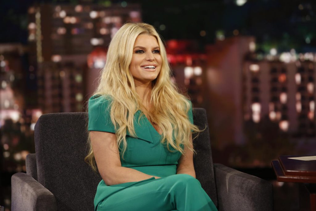 Jessica Simpson celebrates her weight loss