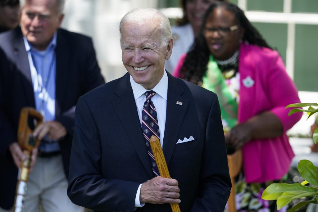 Biden to meet Fed Chairman as inflation bites pocketbooks