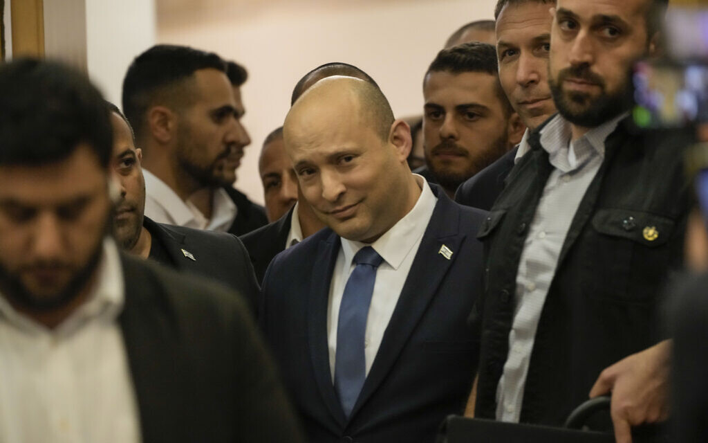 Bennett announced that he would not run in the next election, and handed right-wing leadership to Shaked