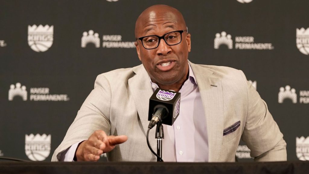 Sacramento Kings head coach Mike Brown, ready to embrace victory after a prolonged playoff drought