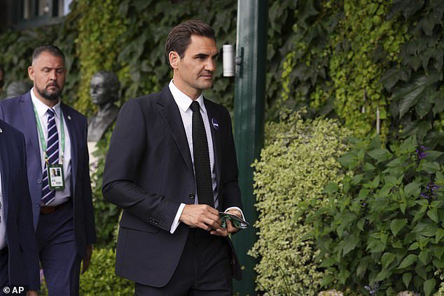 Tennis icon Roger Federer was photographed making his way to Wimbledon on Sunday