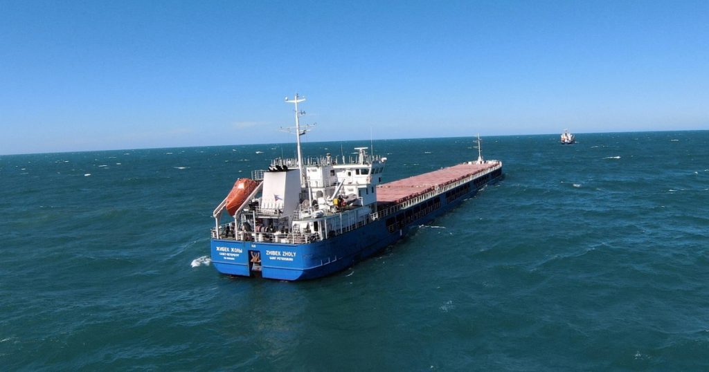 Zybek Zuli: Russian ship carrying ‘stolen’ Ukrainian grain |  war news between russia and ukraine