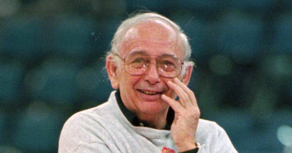 Princeton basketball coach Pete Carell dies at 92