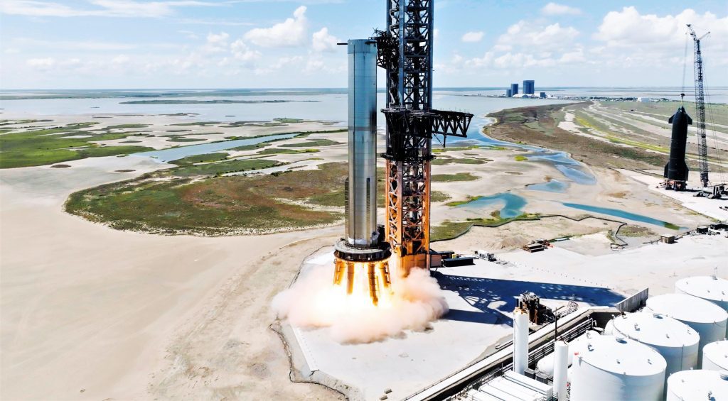 SpaceX breaks record for spacecraft testing, picks up next launch pad booster