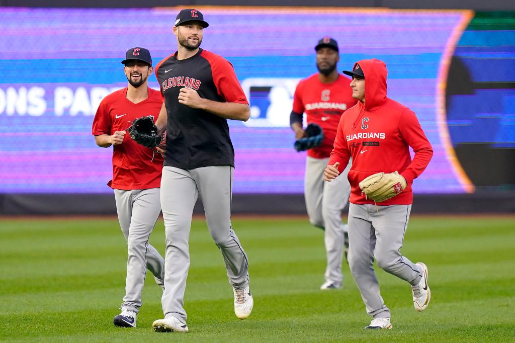 Guardians suffer hotel disaster after Yankees ALDS match postponed
