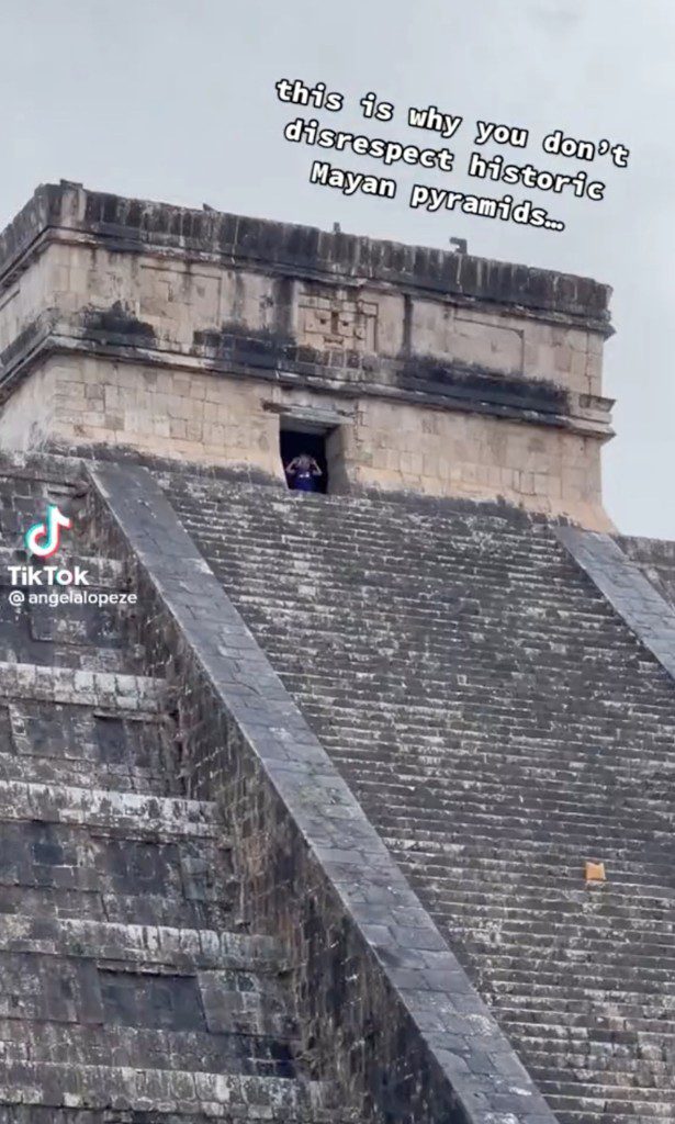 The 29-year-old entered the temple briefly before coming down the steps.