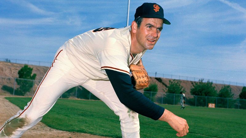 Gaylord Perry: Hall of Famer and two-time Cy Young winner dies at 84